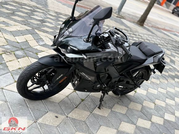 GKN MOTOR'DAN 2023 BAJAJ PULSAR RS200 TAKAS İMKANI