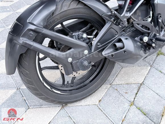 GKN MOTOR'DAN 2023 BAJAJ PULSAR RS200 TAKAS İMKANI