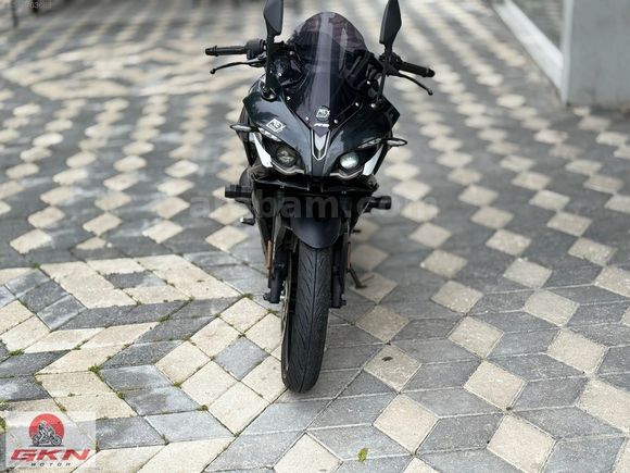 GKN MOTOR'DAN 2023 BAJAJ PULSAR RS200 TAKAS İMKANI