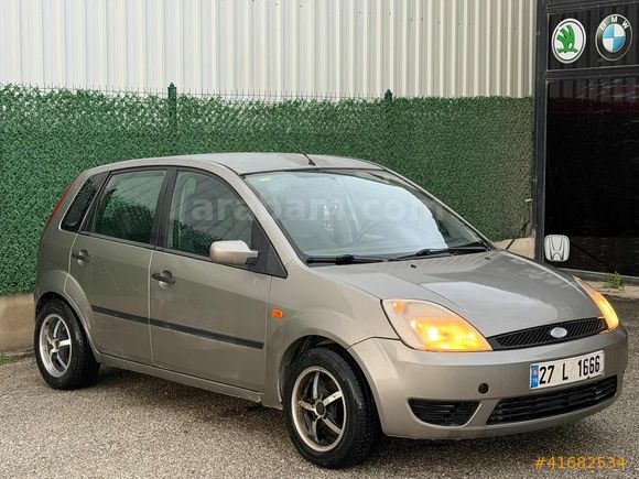 FUL BAKIMLI FORD FIESTA