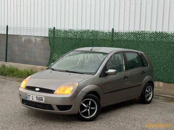 FUL BAKIMLI FORD FIESTA