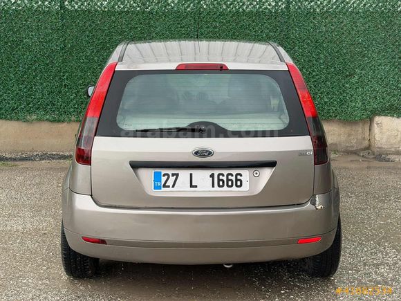FUL BAKIMLI FORD FIESTA