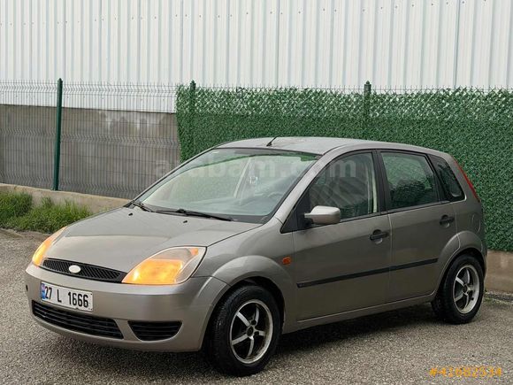 FUL BAKIMLI FORD FIESTA