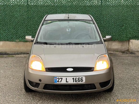 FUL BAKIMLI FORD FIESTA