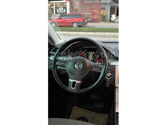 Sahibinden Volkswagen VW CC 1.4 TSi Sportline 2013 Model  176.000 km Beyaz