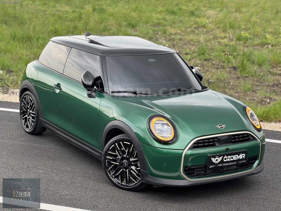2025 Mini Cooper 1.5 Favoured - Hatasız