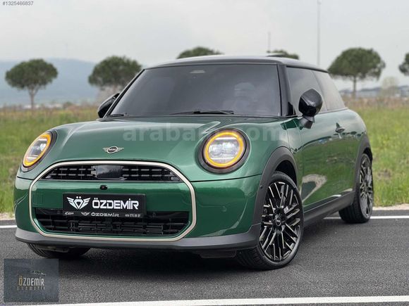 2025 Mini Cooper 1.5 Favoured - Hatasız