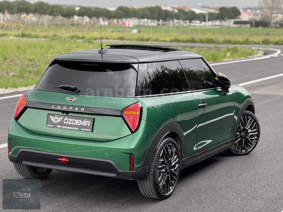 2025 Mini Cooper 1.5 Favoured - Hatasız
