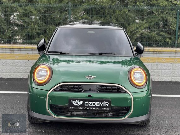 2025 Mini Cooper 1.5 Favoured - Hatasız