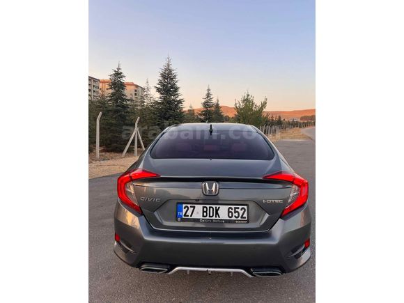 Sahibinden Honda Civic 1.6i DTEC Elegance 2018 Model 