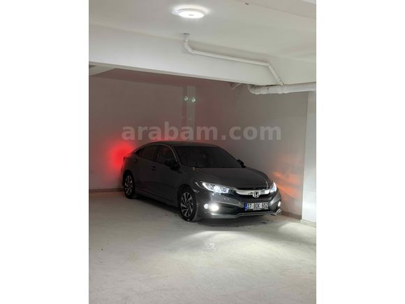 Sahibinden Honda Civic 1.6i DTEC Elegance 2018 Model 