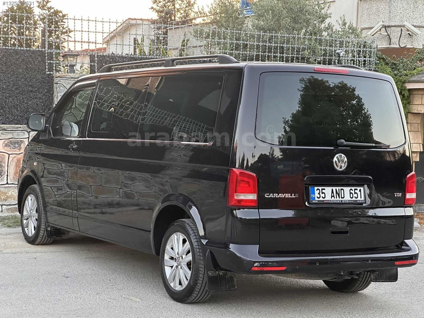 Galeriden Volkswagen Caravelle 2.0 TDI Comfortline 2013 Model Kocaeli 150.000 km Siyah 7