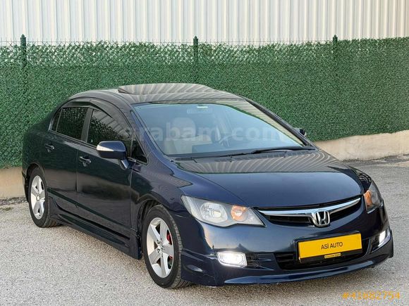 MAKYAJLI KASA VSA Lİ SUNROFFLU CİVİC