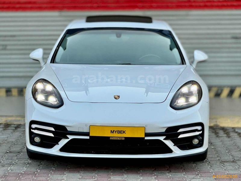 Galeriden Porsche Panamera 4 2011 Model Aydın 170.000 km Beyaz