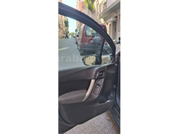Sahibinden Citroen C3 1.4 Comfort 2011 Model 