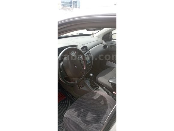 Sahibinden Ford Focus 1.6 Ambiente 2001 Model