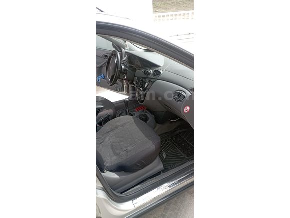 Sahibinden Ford Focus 1.6 Ambiente 2001 Model