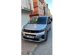 Sahibinden Opel Combo 1.5 CDTI Ultimate 2025 Model İstanbul