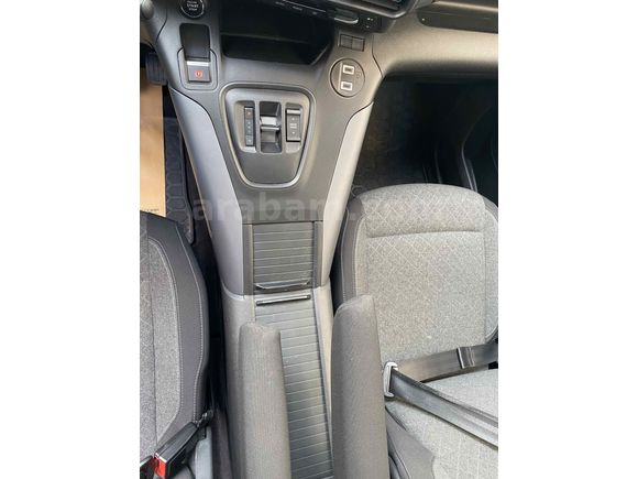 Sahibinden Opel Combo 1.5 CDTI Ultimate 2025 Model İstanbul