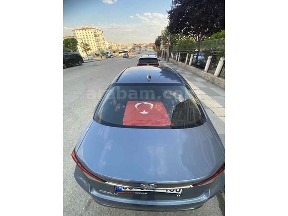 DEĞİŞENSİZ BOYASIZ HASAR KAYITSIZ 34 bin km 1.6 Otomatik vites ve oto.el frenli