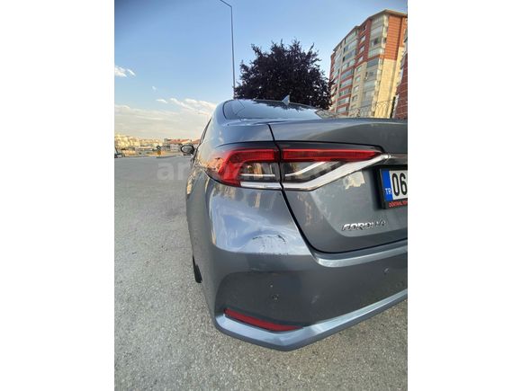 DEĞİŞENSİZ BOYASIZ HASAR KAYITSIZ 34 bin km 1.6 Otomatik vites ve oto.el frenli