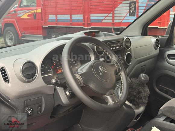LANSMAN AUTO 2011 CİTROEN BERLİNGO 1.6 HD-i SX