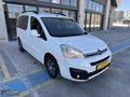 2017 CITROEN BERLİNGO CAM GİBİ