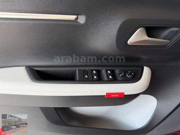 8.000 Km de! 2025 model! ÇİFT Renk! HATASIZ! e-C3 MAX!