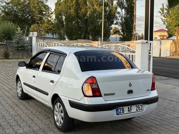 Galeriden Renault Clio 1.5 dCi Authentique 2005 Model Ağrı