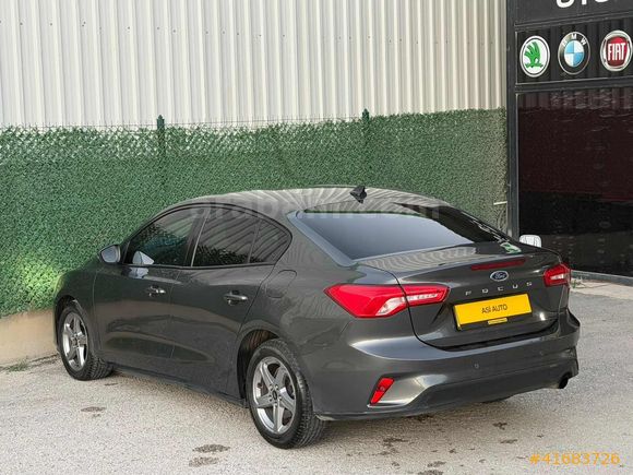 HASAR KAYITSIZ OTOMATİK FORD FOCUS LANSMAN RENK