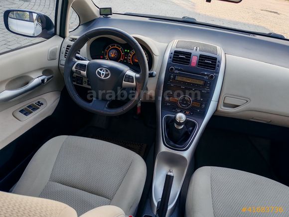 SADECE 63 BİN KM'DE-2011 TOYOTA AURİS 1.4 D4D COMFORT PLUS