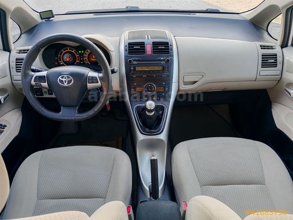 SADECE 63 BİN KM'DE-2011 TOYOTA AURİS 1.4 D4D COMFORT PLUS