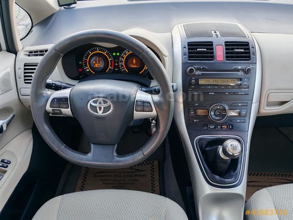 SADECE 63 BİN KM'DE-2011 TOYOTA AURİS 1.4 D4D COMFORT PLUS