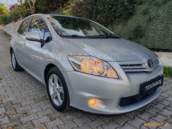 SADECE 63 BİN KM'DE-2011 TOYOTA AURİS 1.4 D4D COMFORT PLUS