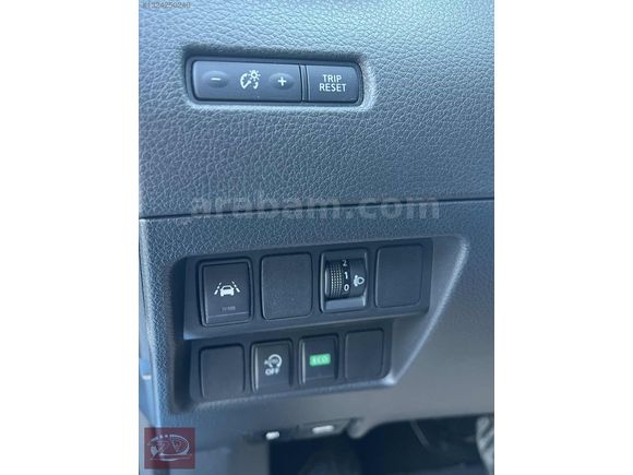 2018 HATASIZ CAM TAVANLI 140 BİN KM İLK SAHİBİNDEN