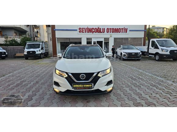 SEVİNÇOĞLU OTOMOTİVDEN 2018 MODEL NİSAN QAŞHGAİ 1.6 SKP PACK