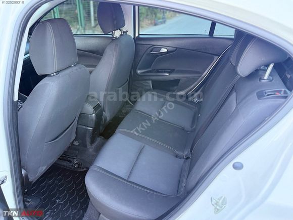 TKN AUTO 2020 MODEL FİAT EGEA 1.6 MULTİJET LOUNGE PLUS