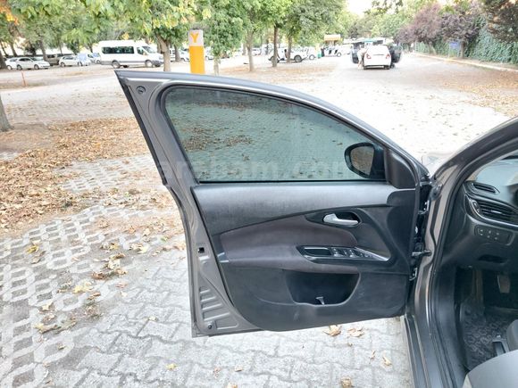ÖZ ENSAR OTOMOTİV'DEN 2017 MODEL FİAT EGEA LONG PLAS FUL+FUL
