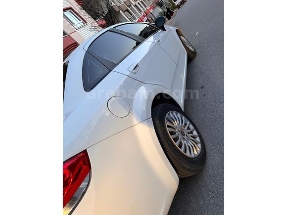Fiat Linea 1.3 Multijet Active Plus 2013 Model Euro 5