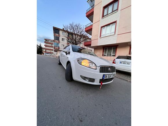 Fiat Linea 1.3 Multijet Active Plus 2013 Model Euro 5