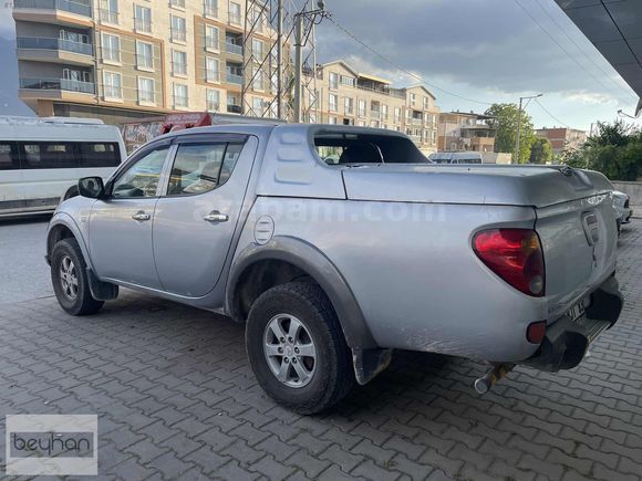 2011 L200 4X2 MANUEL VİTES KAZASIZ 658.000 KM
