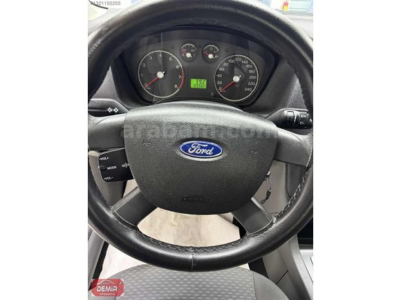 SAMET DEMİR OTOMOTİVDEN 2006 MDL HATASIZ FORD TREND