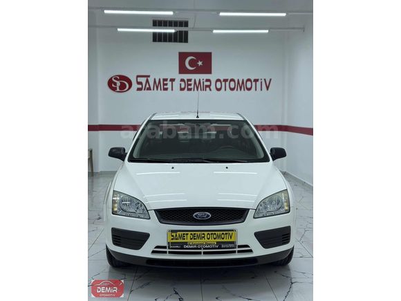 SAMET DEMİR OTOMOTİVDEN 2006 MDL HATASIZ FORD TREND