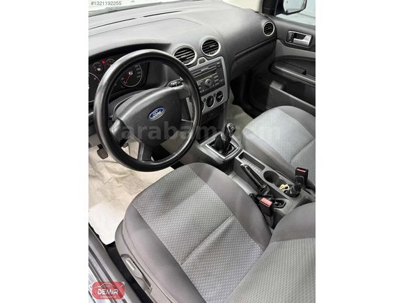 SAMET DEMİR OTOMOTİVDEN 2006 MDL HATASIZ FORD TREND