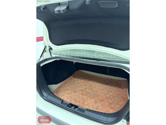 SAMET DEMİR OTOMOTİVDEN 2006 MDL HATASIZ FORD TREND