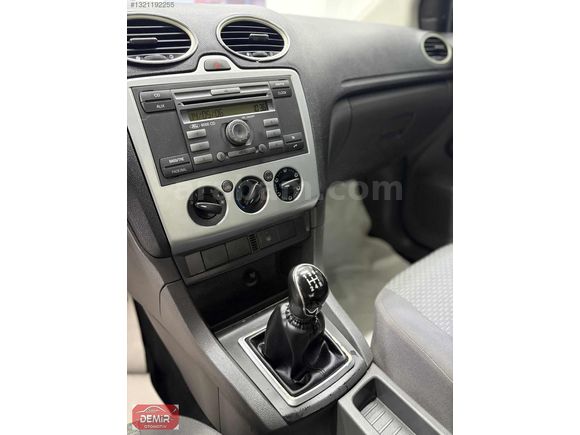 SAMET DEMİR OTOMOTİVDEN 2006 MDL HATASIZ FORD TREND