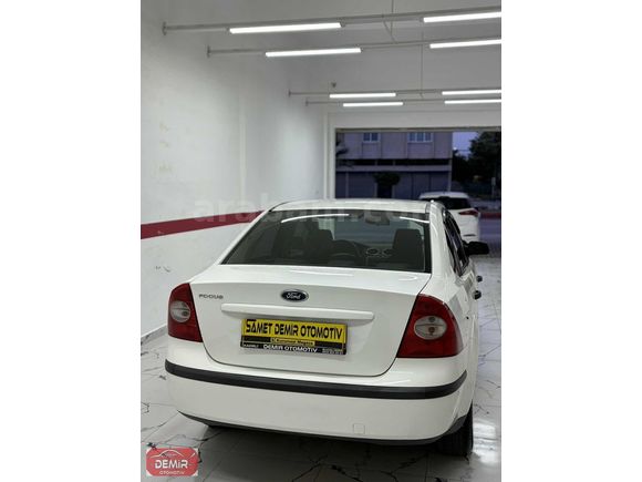 SAMET DEMİR OTOMOTİVDEN 2006 MDL HATASIZ FORD TREND