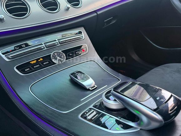 2017 E 180 AMG 9G-TRONİC VAKUM KAPI HAYALET EKRAN EMSALSİZ