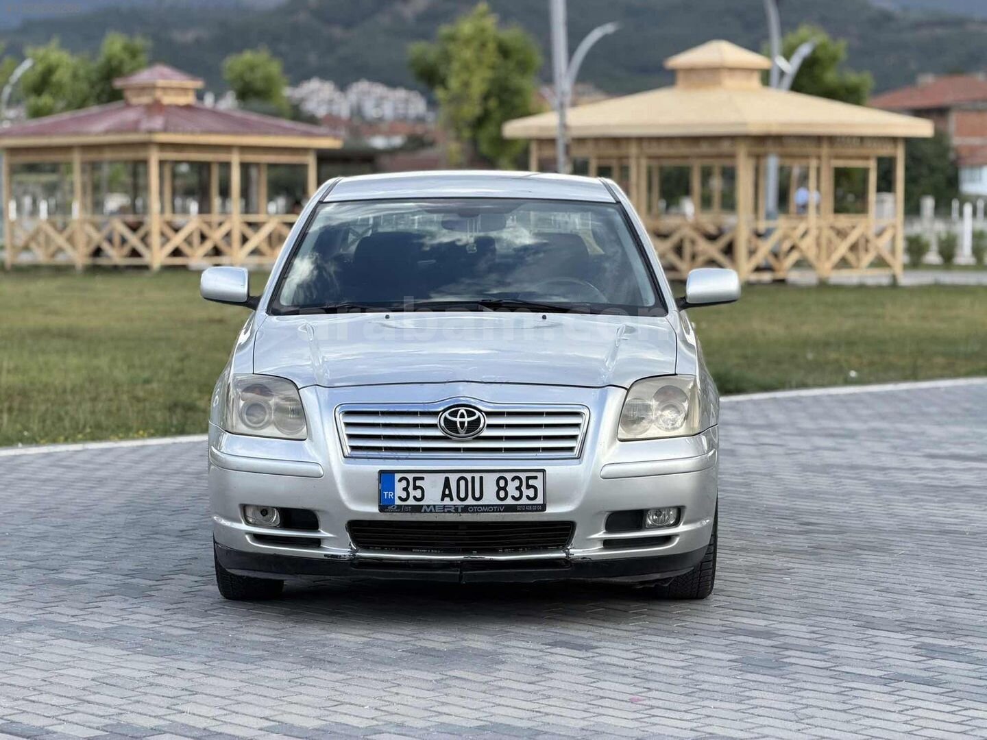 Galeriden Toyota Avensis 1.6 Comfort 2005 Model Çorum 315.000 km Gri 6
