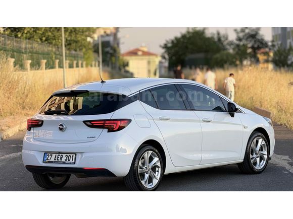ASEL AUTO’DAN Opel Astra 1.4 T Dynamic 2018 Model